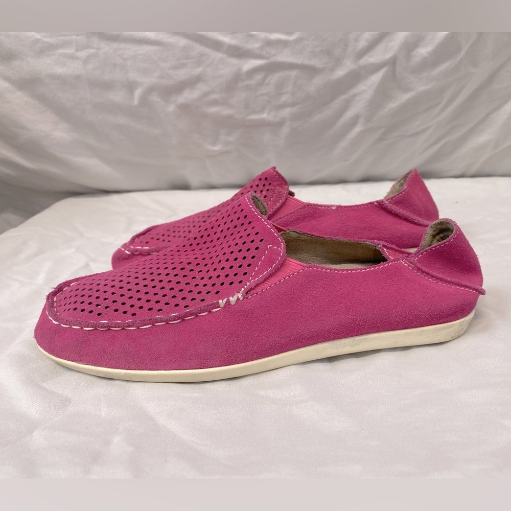 Olukai Nehea Pink Perforated Suede Loafers Slides 8 preowned